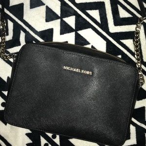 Michael Kors Jet Set Cross Body bag